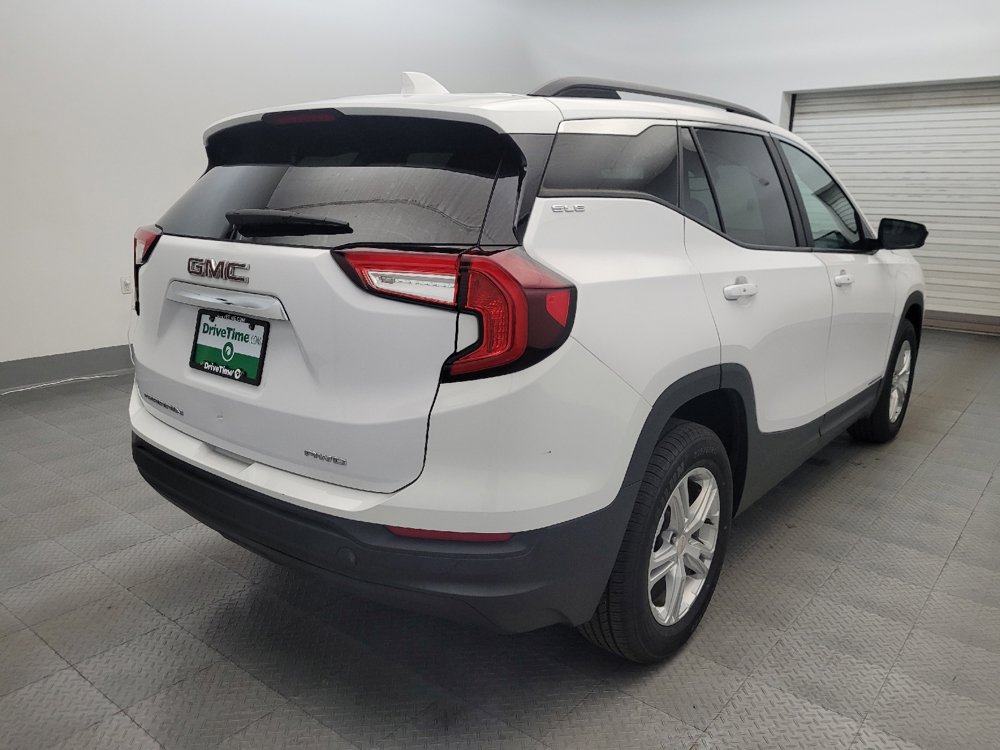 Used 2022 GMC Terrain SLE w/ Driver Convenience Package AWD/4WD image 9