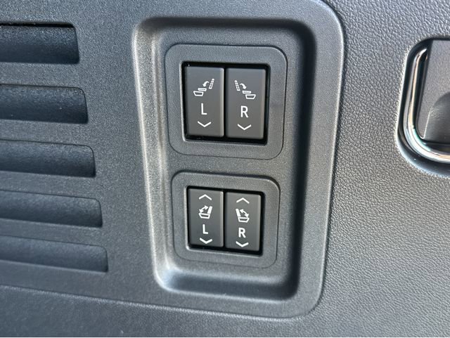 New 2026 Buick Enclave Avenir image 32