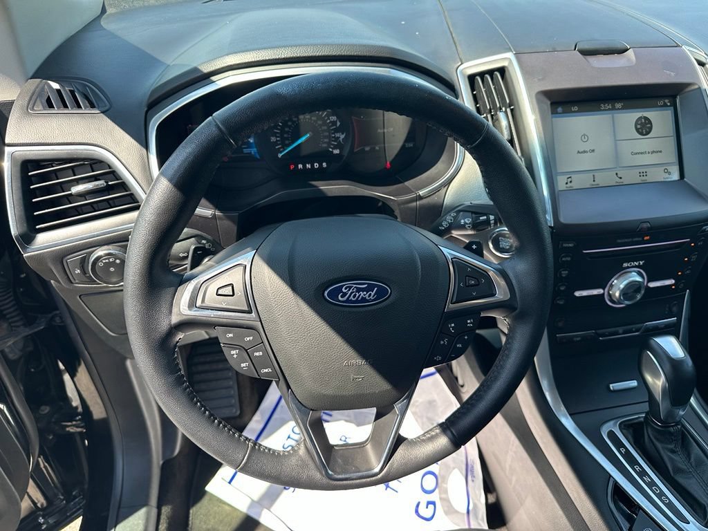 Used 2018 Ford Edge Titanium AWD/4WD image 14