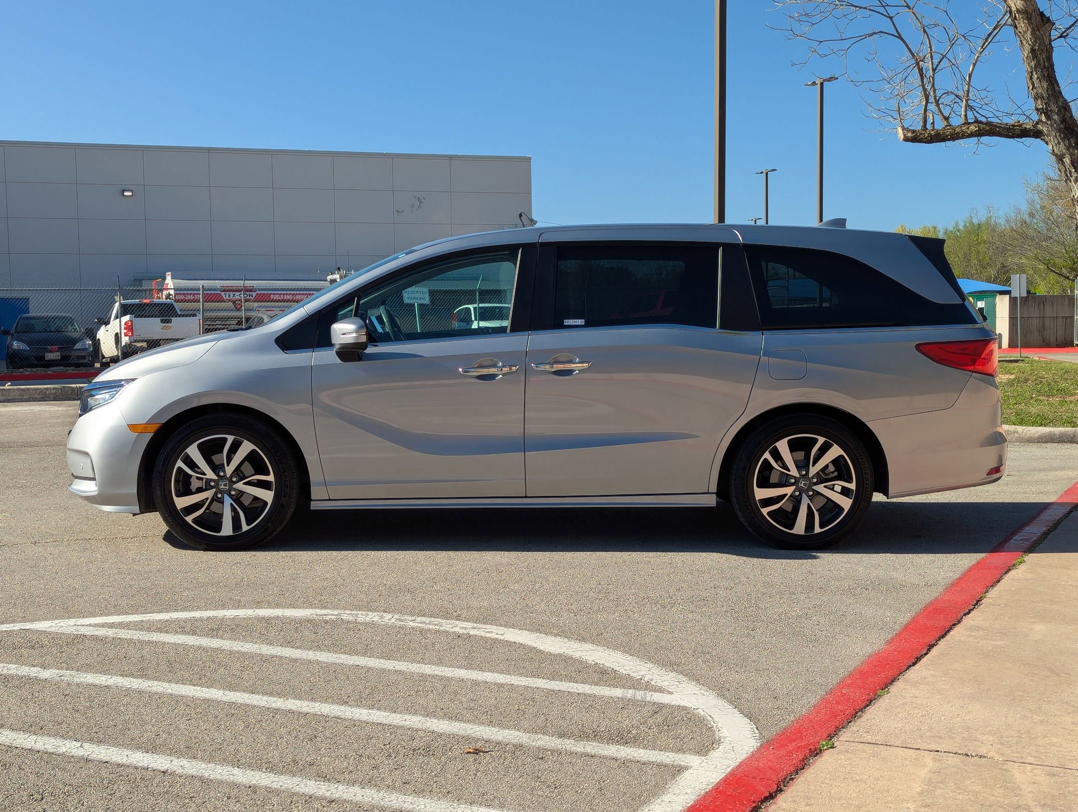 Used 2024 Honda Odyssey Touring image 6