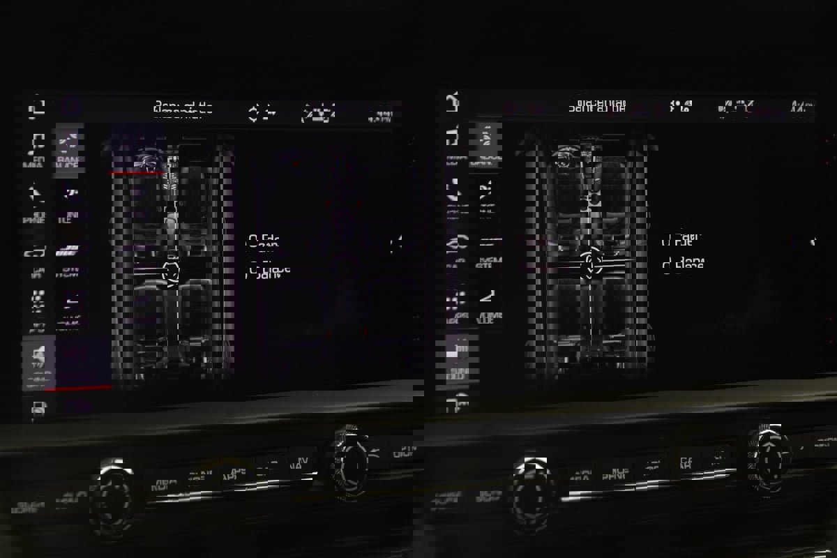 Used 2020 Porsche Macan image 36