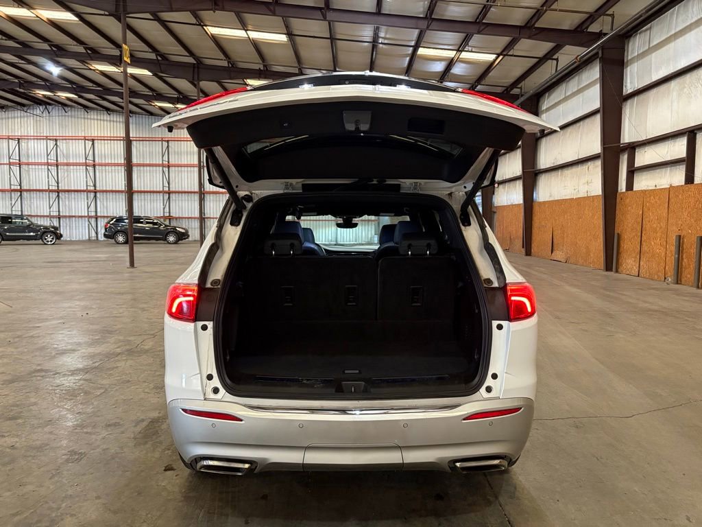 Used 2024 Buick Enclave Premium image 14