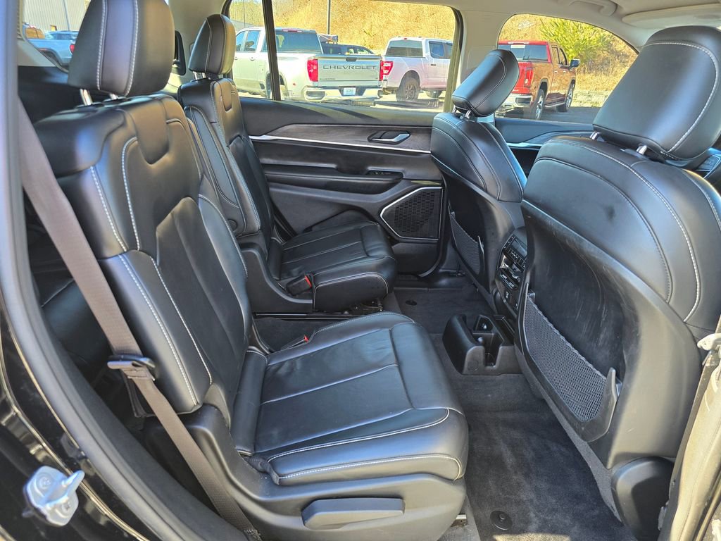 Used 2021 Jeep Grand Cherokee L Limited image 26