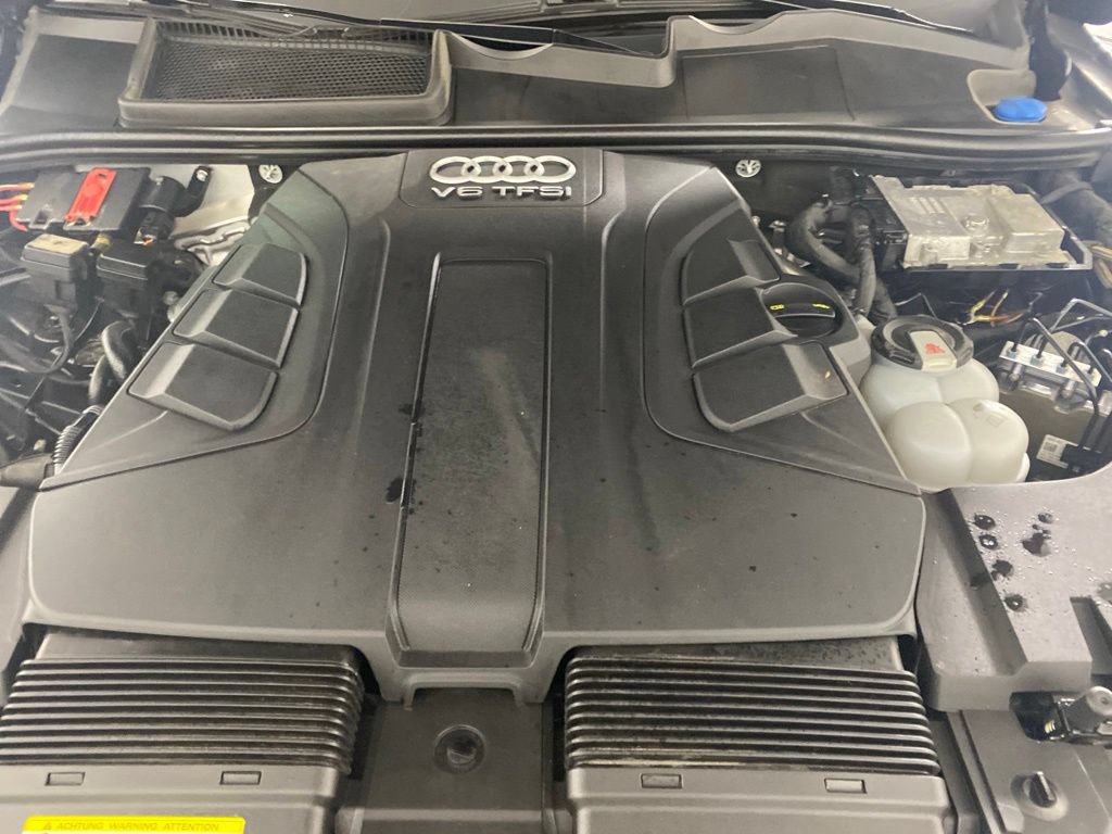 Used 2018 Audi Q7 3.0T Prestige AWD/4WD image 37