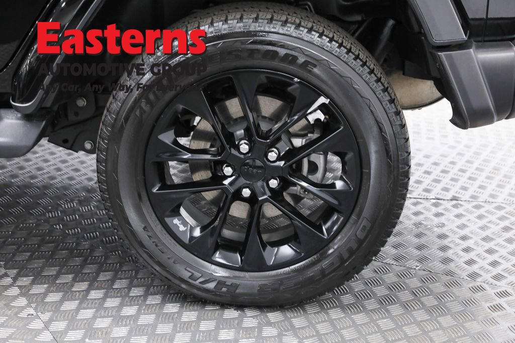 Used 2021 Jeep Wrangler Unlimited Sahara w/ Cold Weather Group AWD/4WD image 34