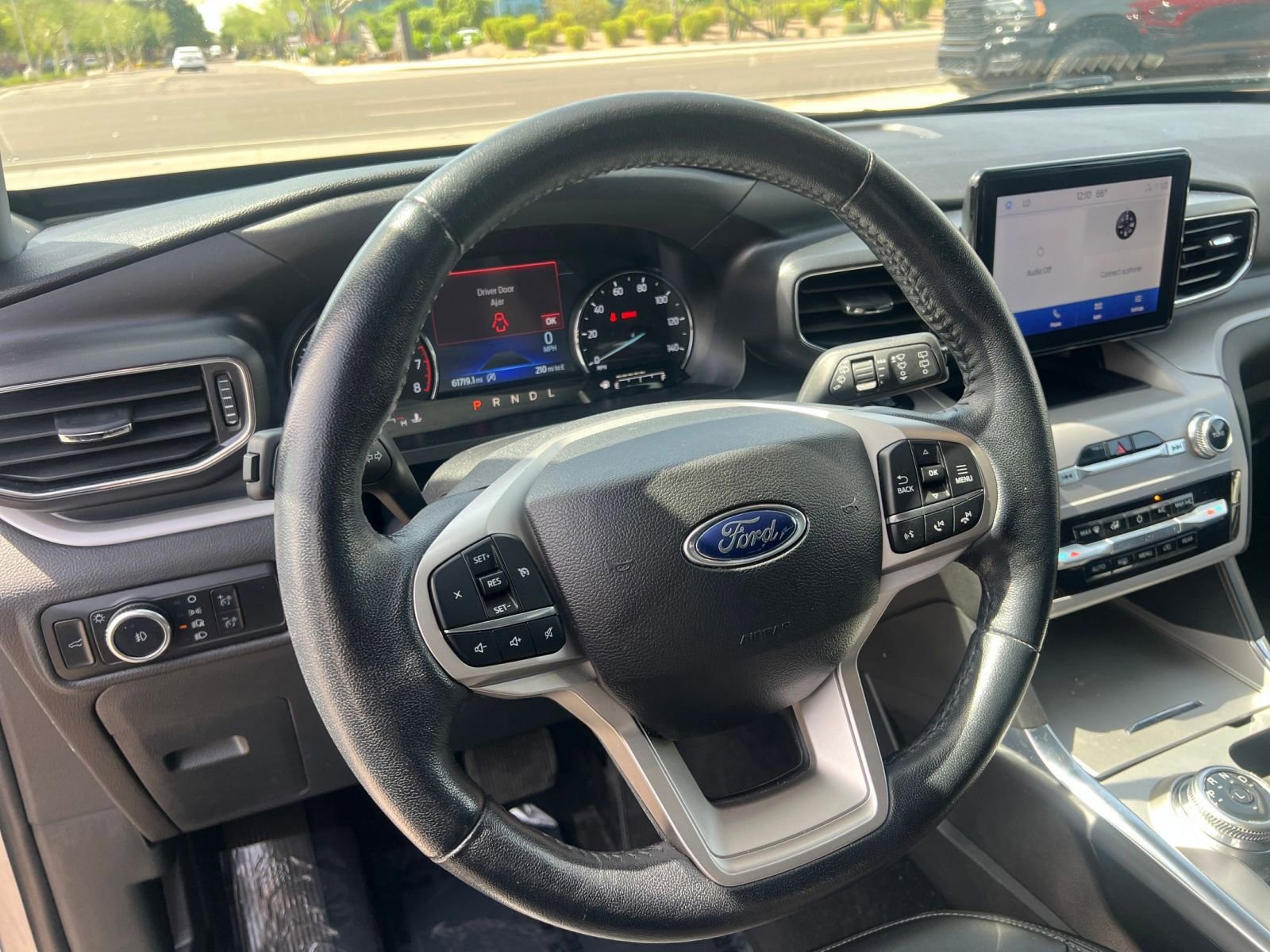 Used 2023 Ford Explorer XLT w/ Equipment Group 202A RWD image 30