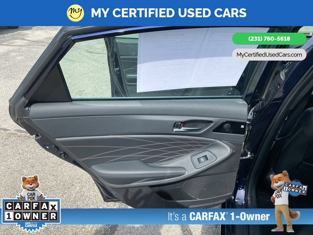 Used 2022 Toyota Avalon Limited FWD image 16