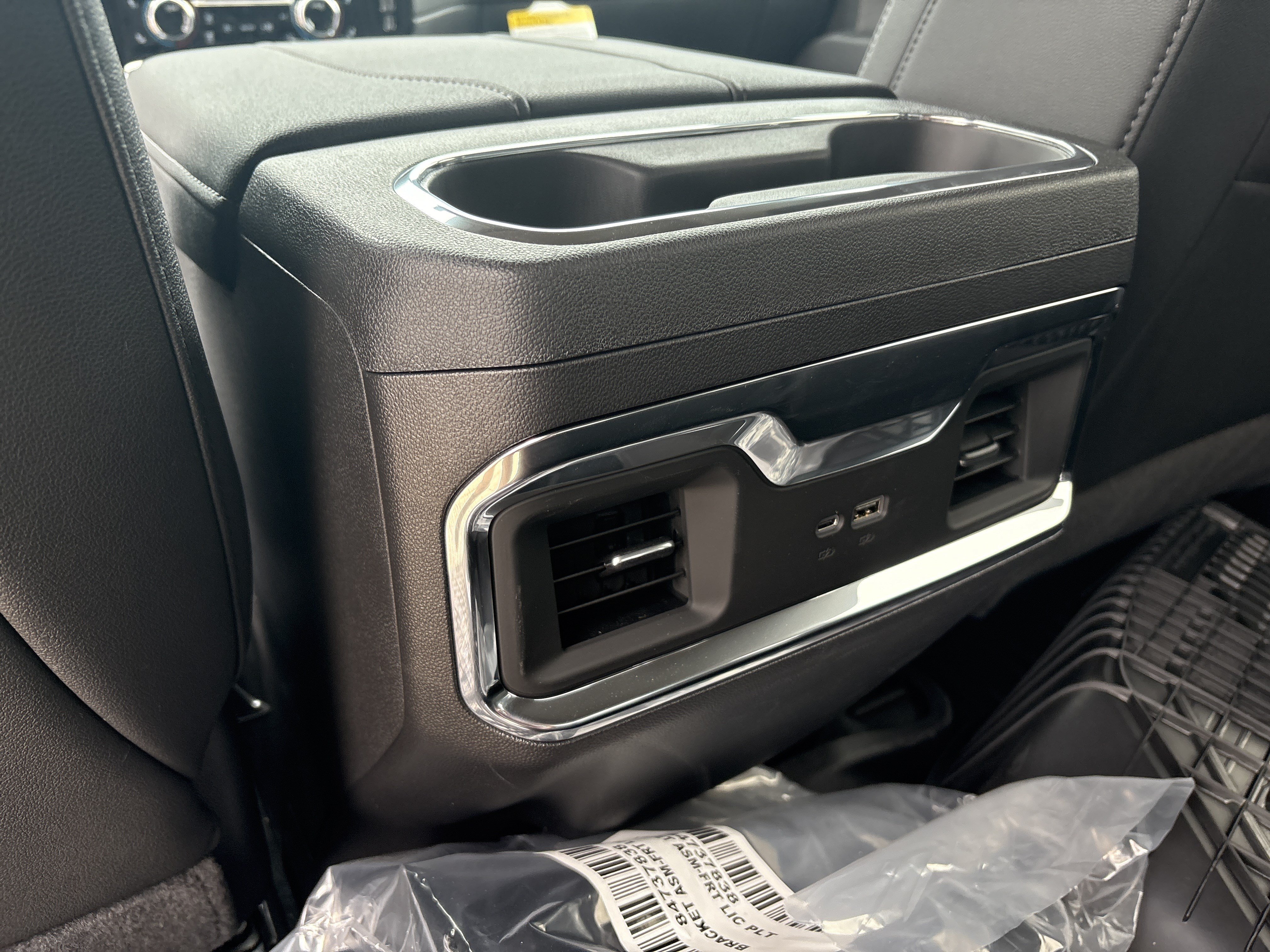 New 2026 GMC Sierra 1500 Elevation w/ Elevation Premium Package AWD/4WD image 16