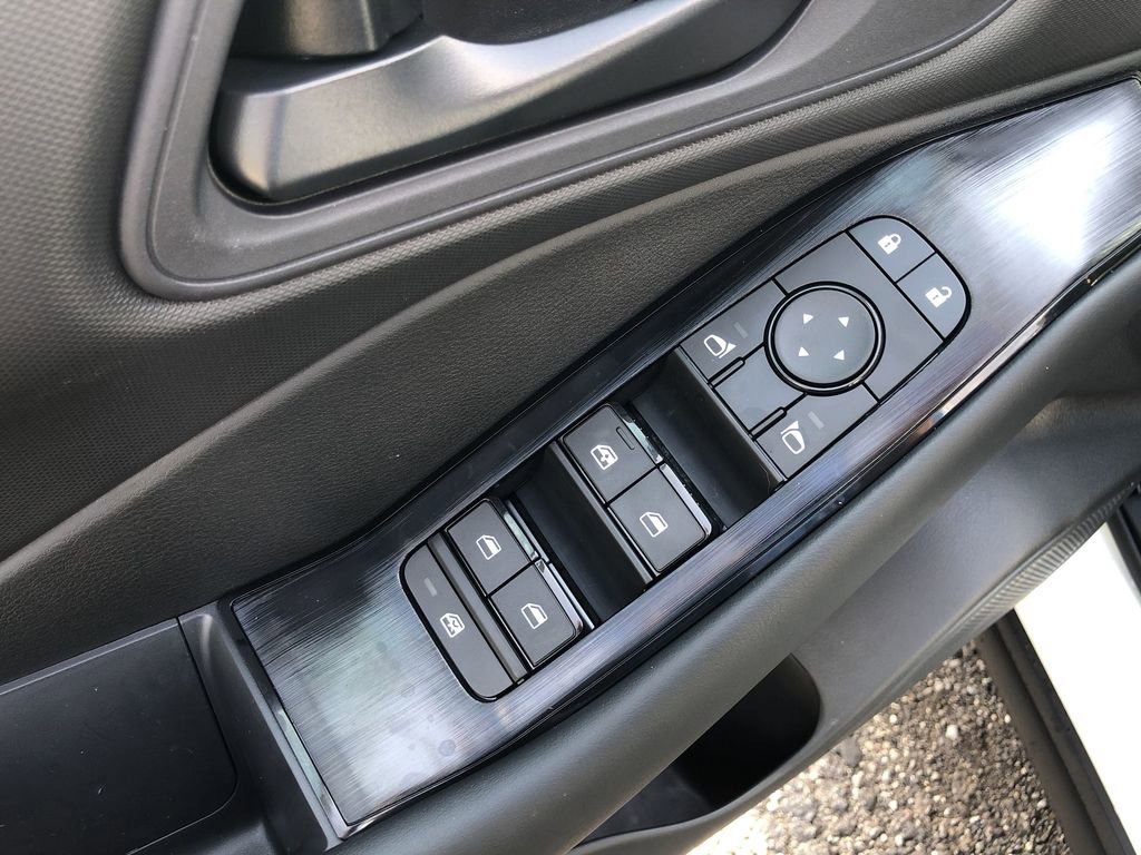 Certified 2026 Nissan Rogue S AWD/4WD image 21