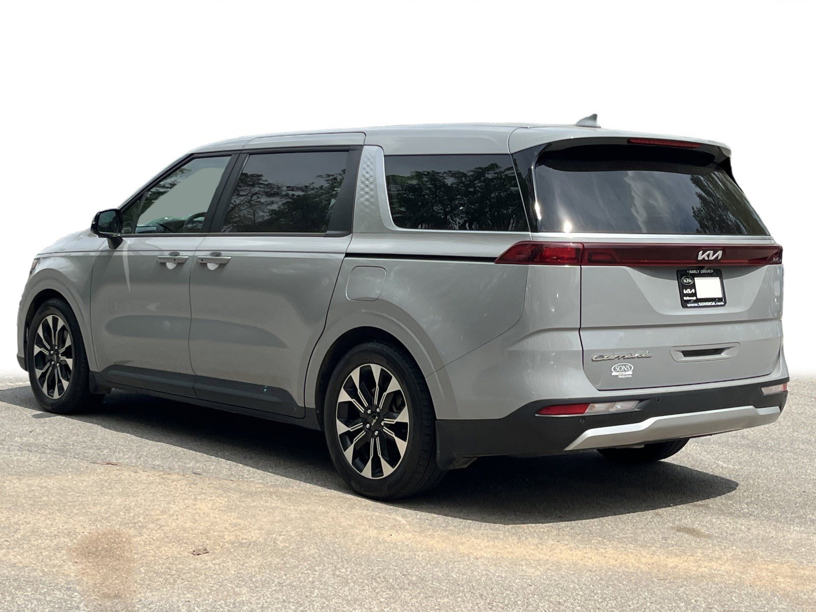 Used 2022 Kia Carnival EX FWD image 25