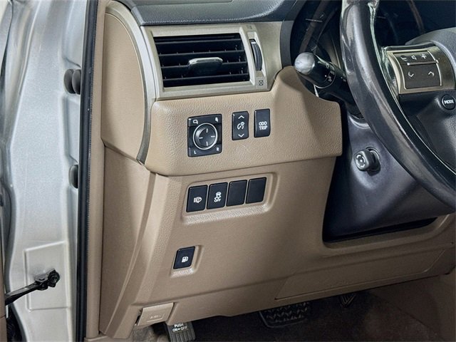 Used 2017 Lexus GX 460 image 8