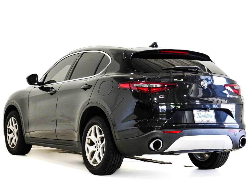 Used 2021 Alfa Romeo Stelvio Sprint w/ Sun & Sound Package AWD/4WD image 9