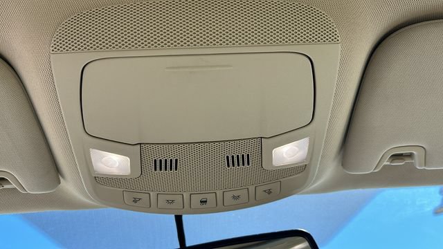 Used 2016 Ford Fusion Energi SE FWD image 23
