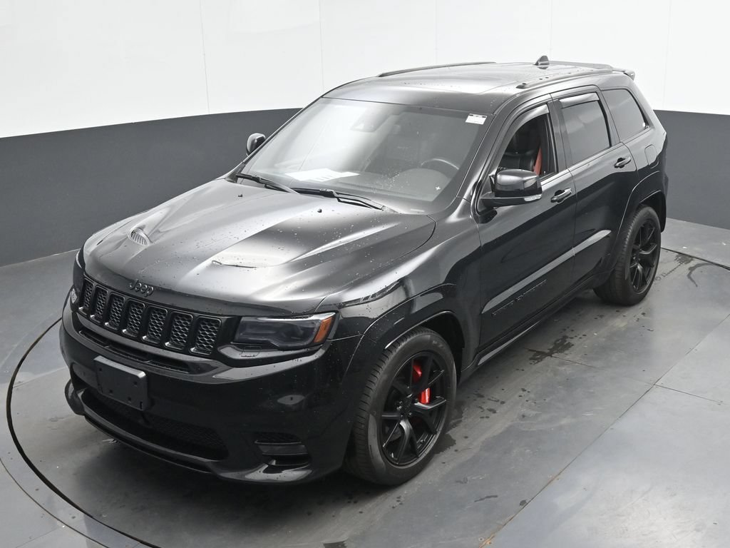 Used 2020 Jeep Grand Cherokee SRT w/ Trailer Tow Group IV AWD/4WD image 40