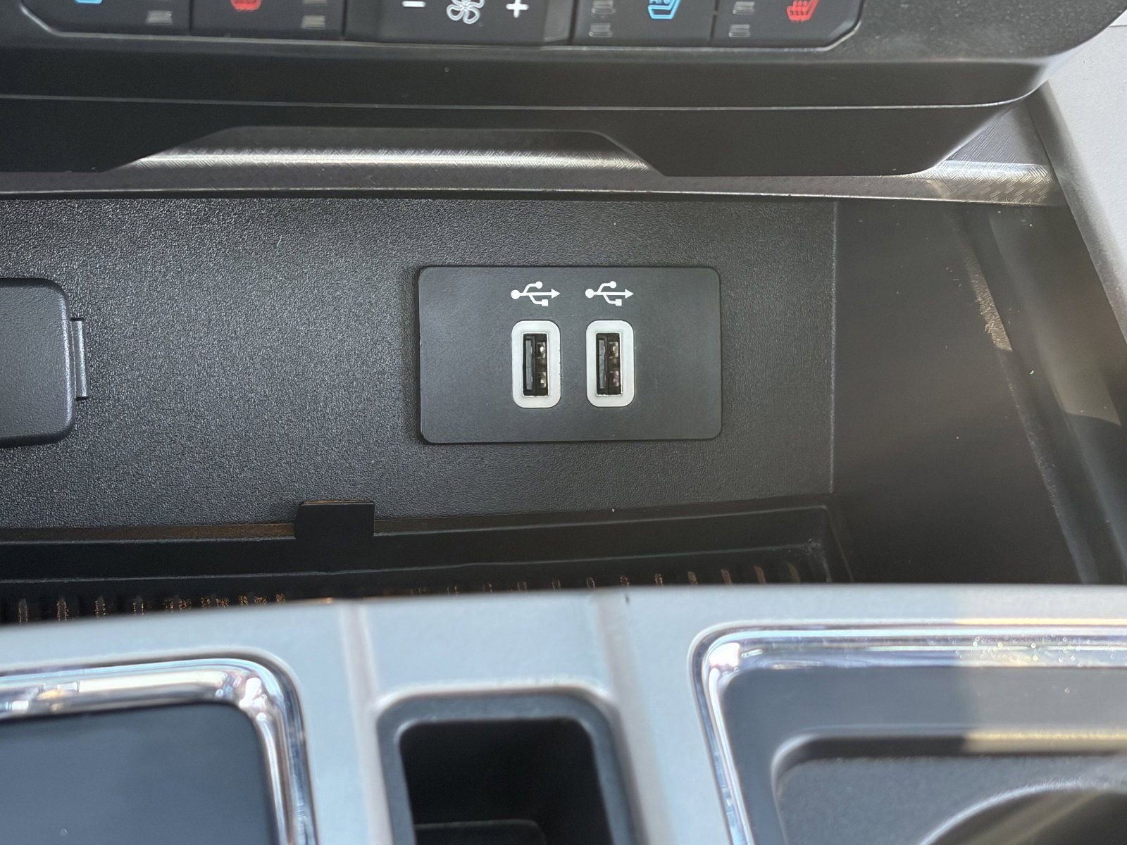 Used 2016 Ford F150 Lariat image 30