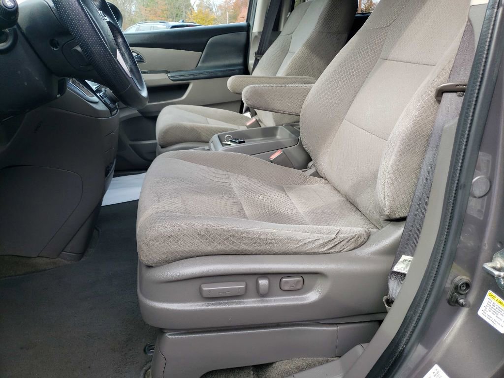 Used 2015 Honda Odyssey EX image 10