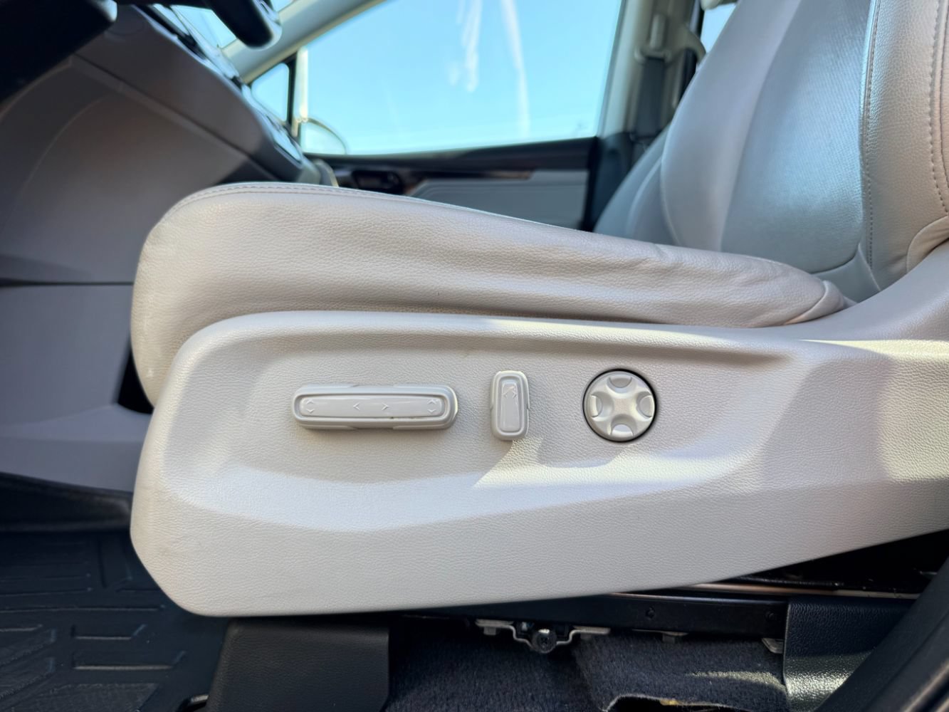 Used 2019 Honda Odyssey Elite image 22