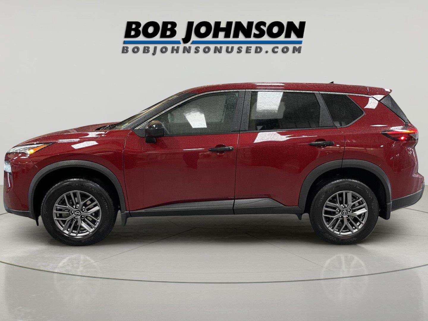 Used 2024 Nissan Rogue S AWD/4WD image 4