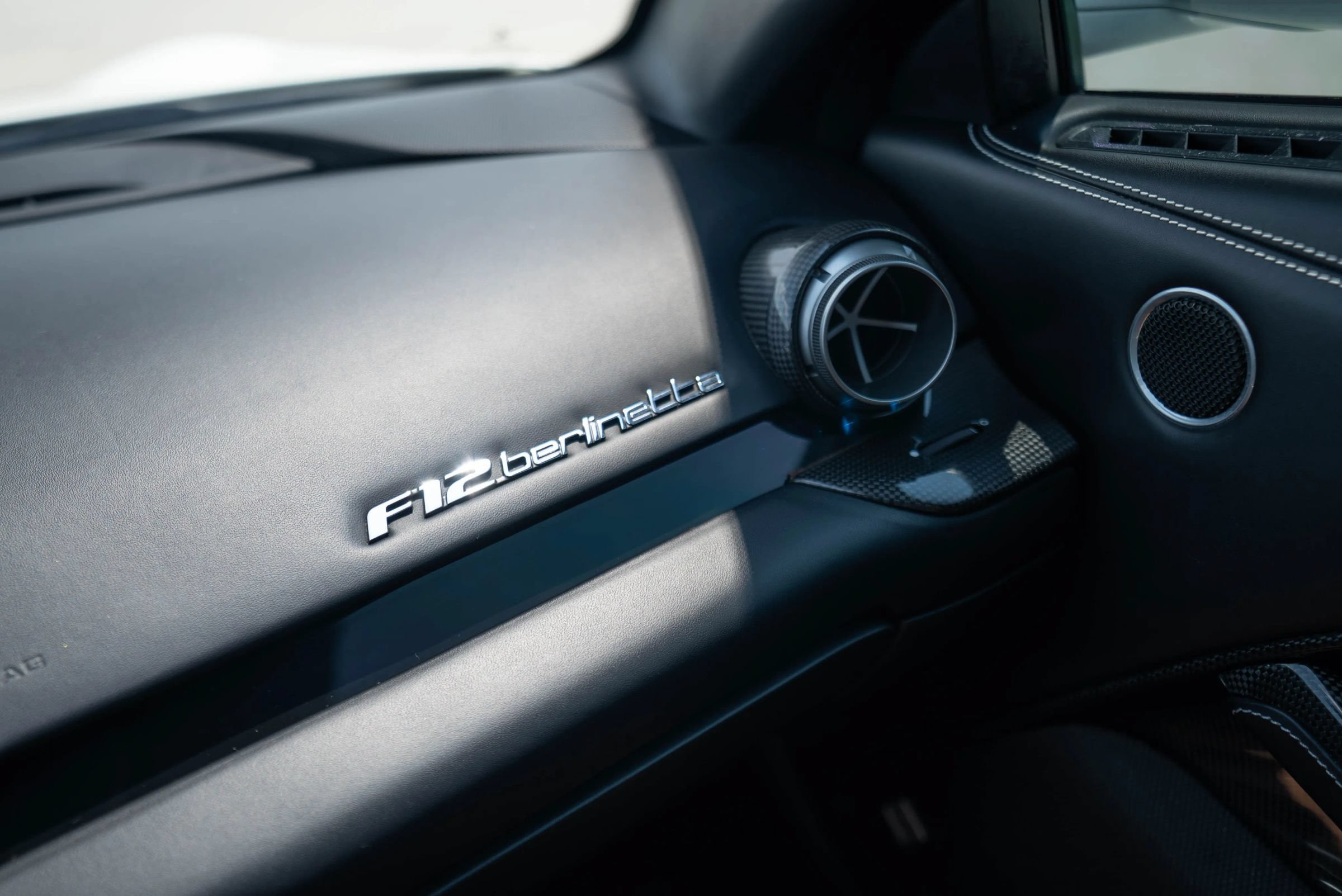 Used 2015 Ferrari F12 Berlinetta RWD image 58