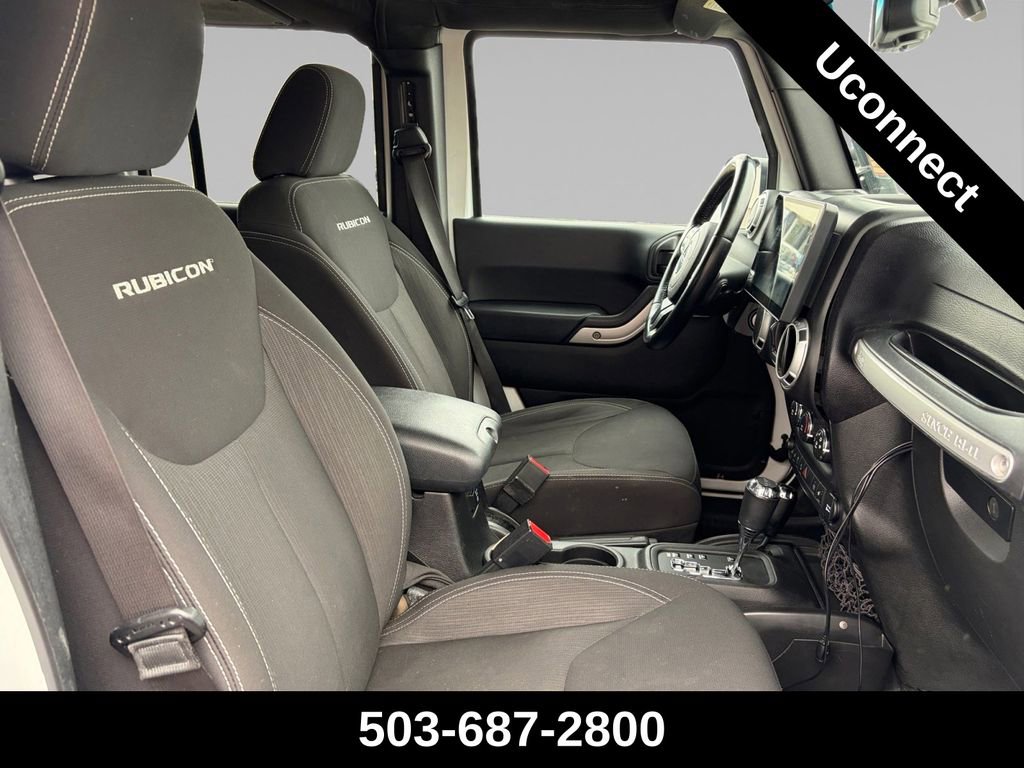 Used 2015 Jeep Wrangler Unlimited Rubicon AWD/4WD image 18