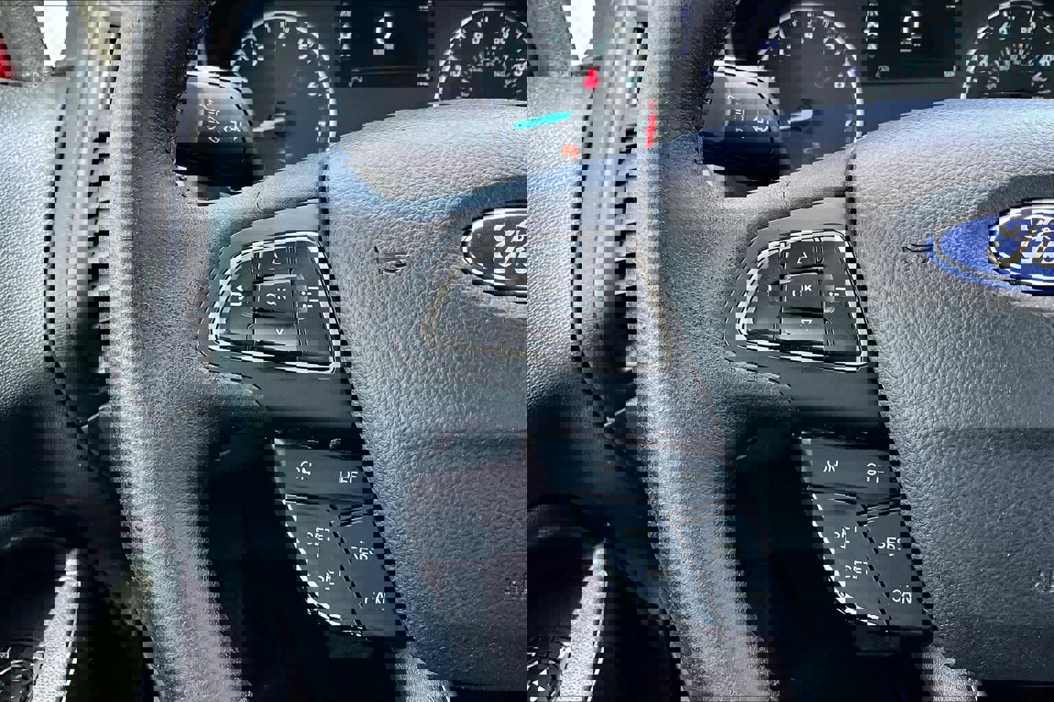 Used 2020 Ford EcoSport SE w/ SE Convenience Package image 23