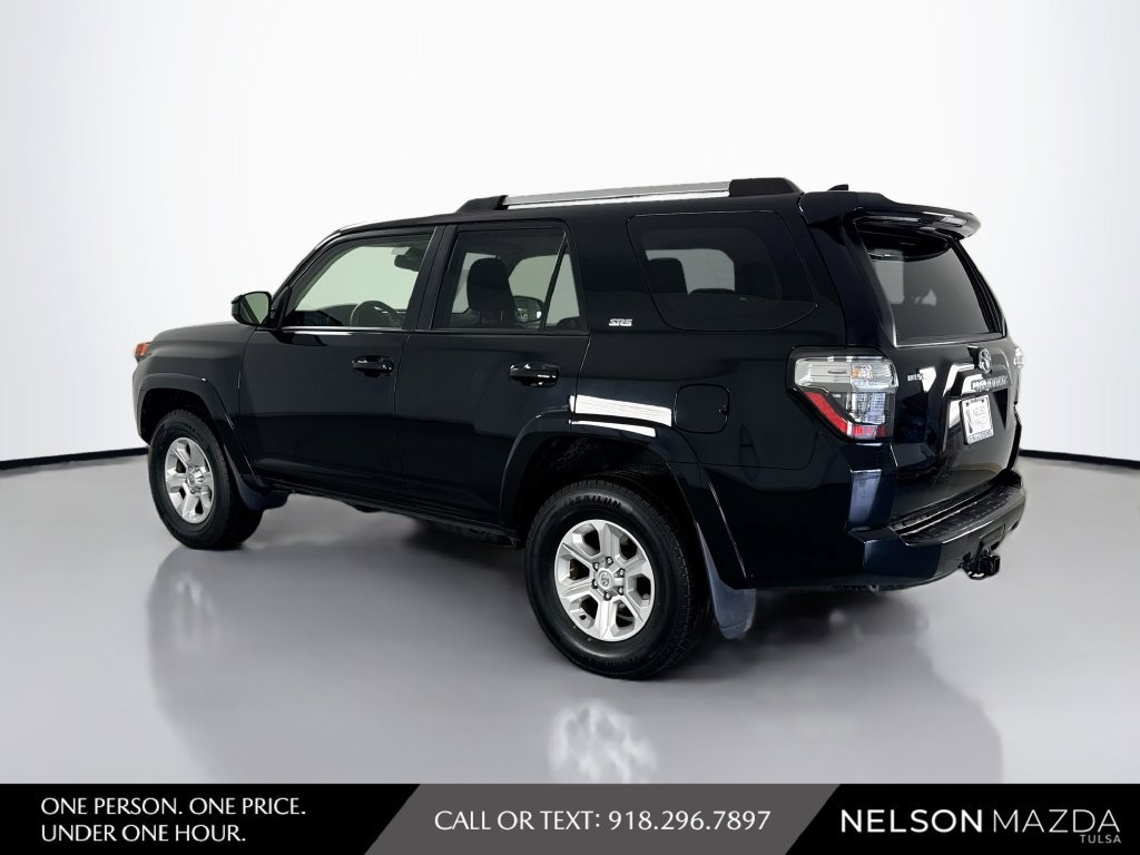 Used 2023 Toyota 4Runner SR5 AWD/4WD image 5