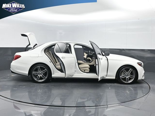 Used 2019 Mercedes-Benz E 300 image 27