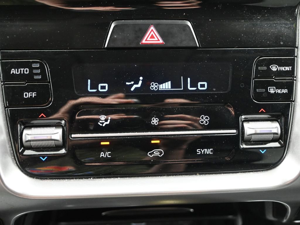 Certified 2023 Kia Sorento S AWD/4WD image 21
