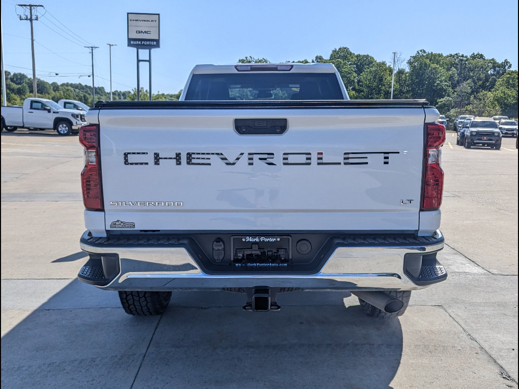 Used 2024 Chevrolet Silverado 3500 LT w/ Convenience Package AWD/4WD image 10