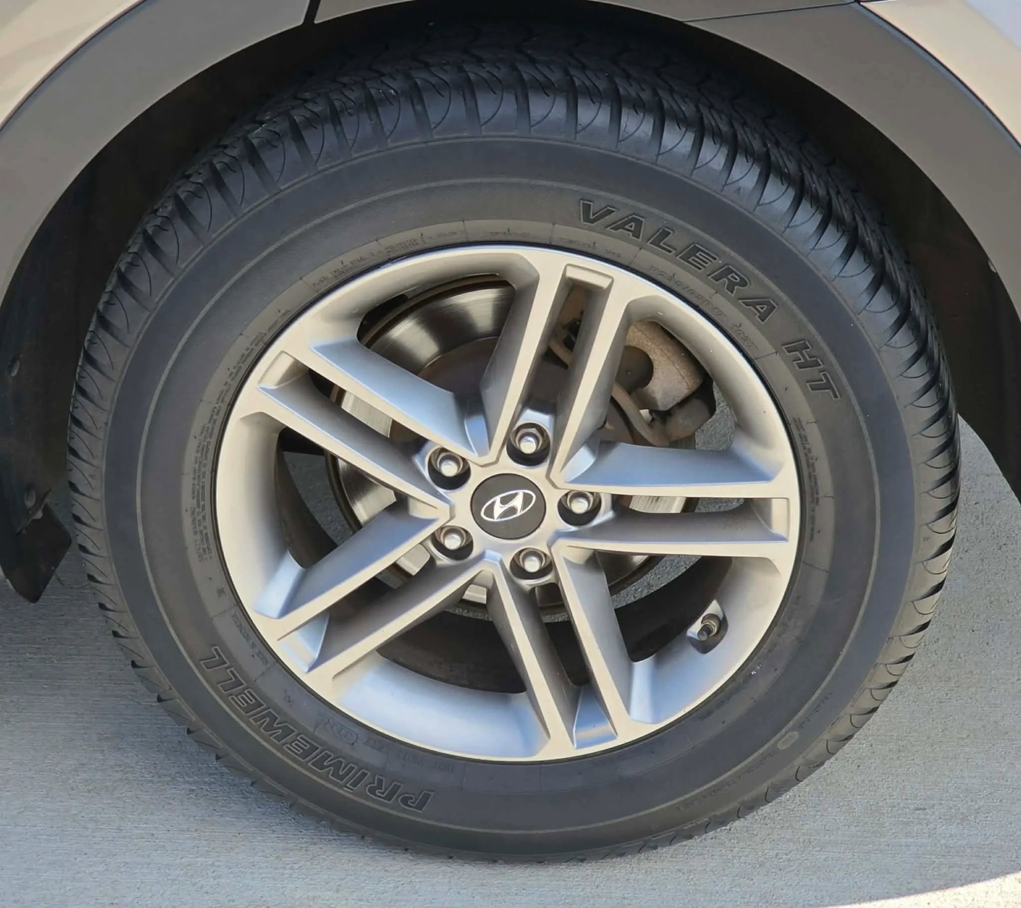 Used 2018 Hyundai Santa Fe Sport FWD image 28
