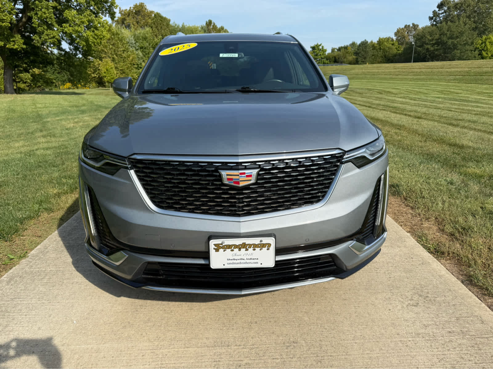 Used 2025 Cadillac XT6 Premium Luxury image 7