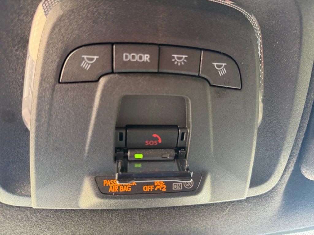 Used 2024 Toyota Corolla SE AWD/4WD image 32
