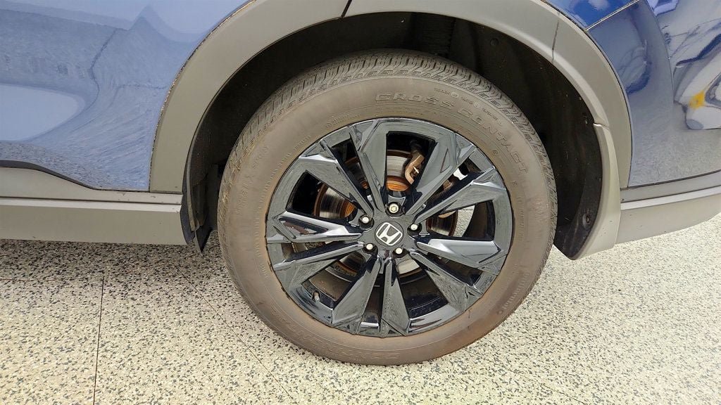 Used 2024 Honda CR-V Sport Touring image 9