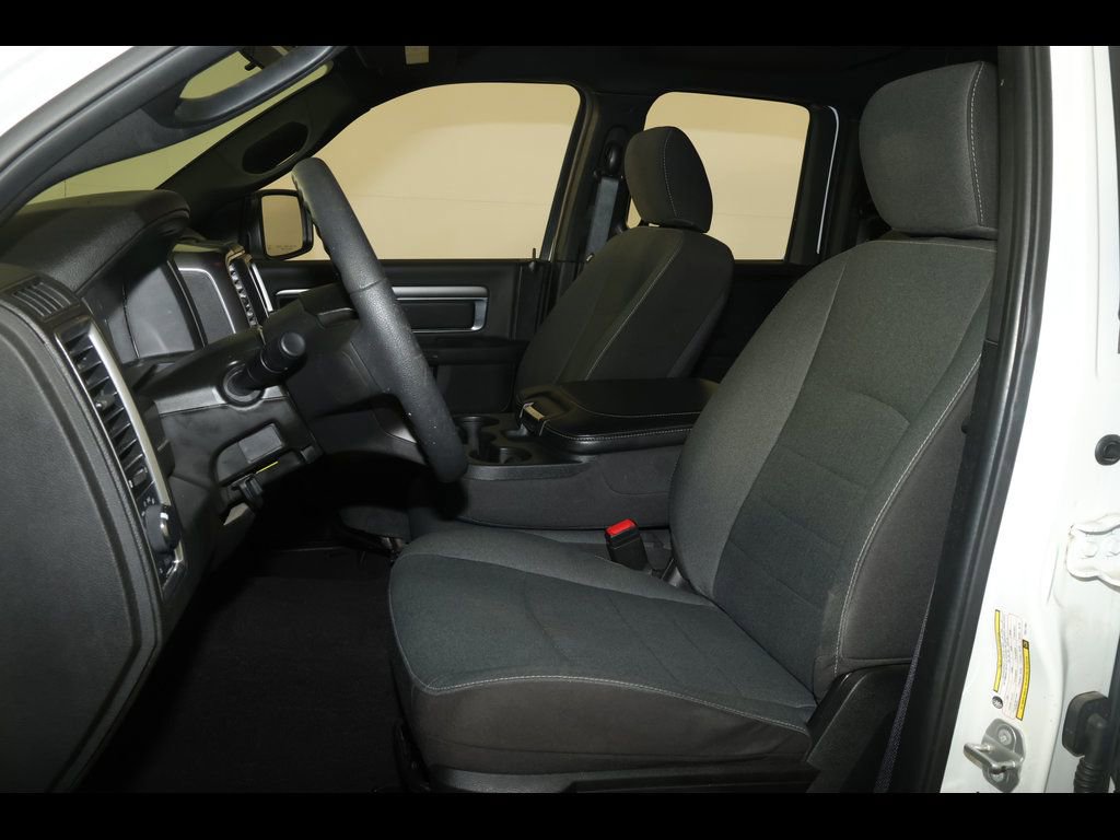 Used 2023 RAM 1500 Classic Warlock image 3