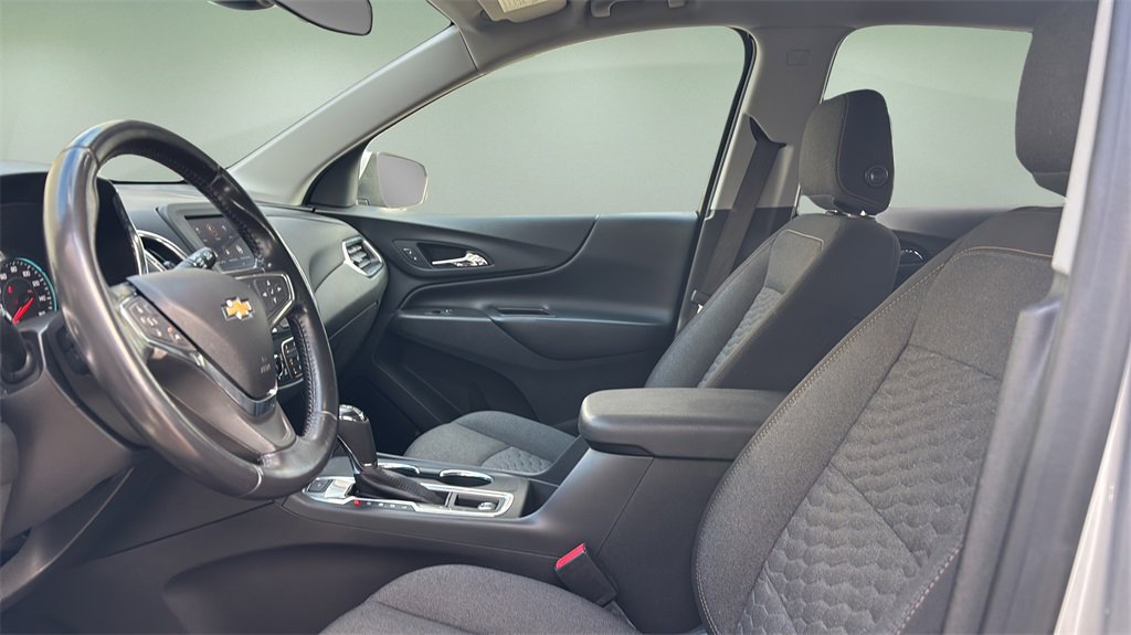 Used 2020 Chevrolet Equinox LT image 16