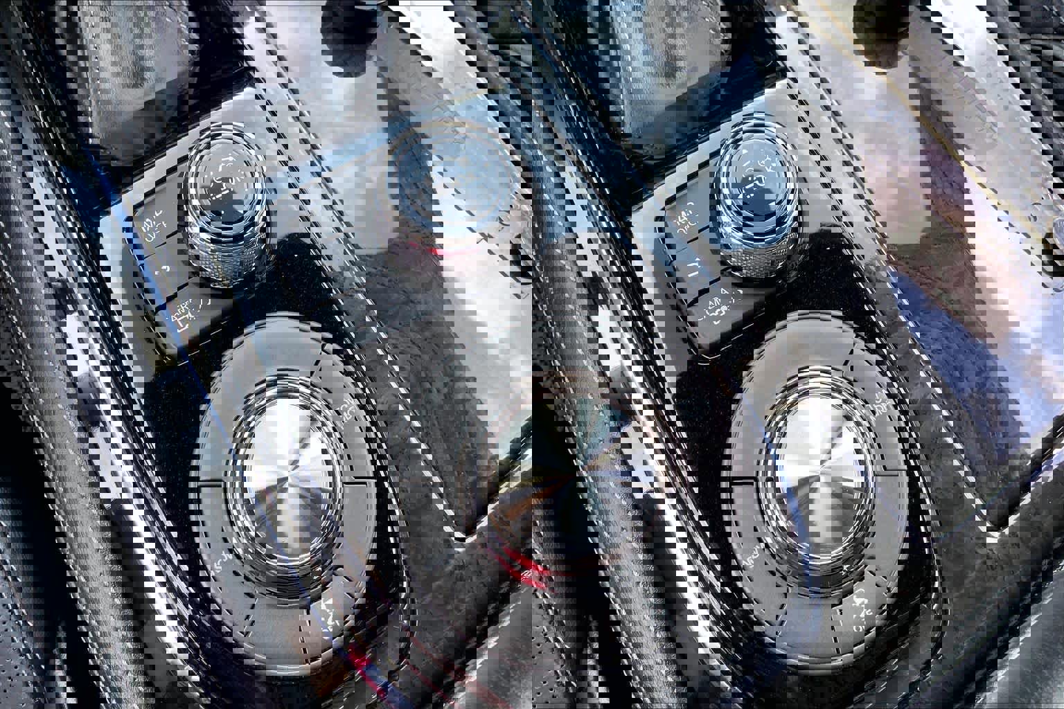 Used 2021 INFINITI QX80 Sensory w/ Cargo Package image 34