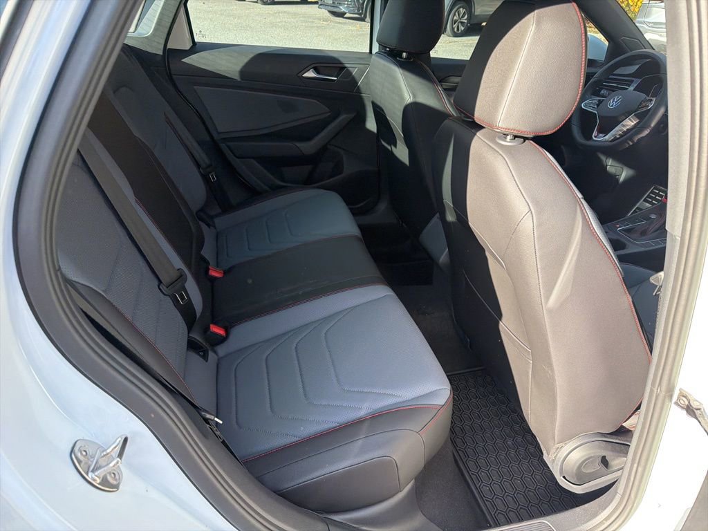 Used 2025 Volkswagen Jetta GLI Autobahn image 13