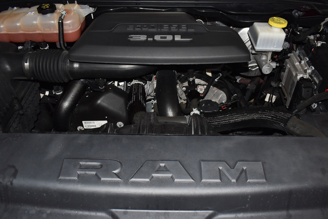 Used 2020 RAM 1500 Laramie AWD/4WD image 34