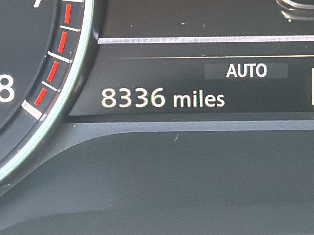 Used 2025 Nissan Pathfinder SL AWD/4WD image 24