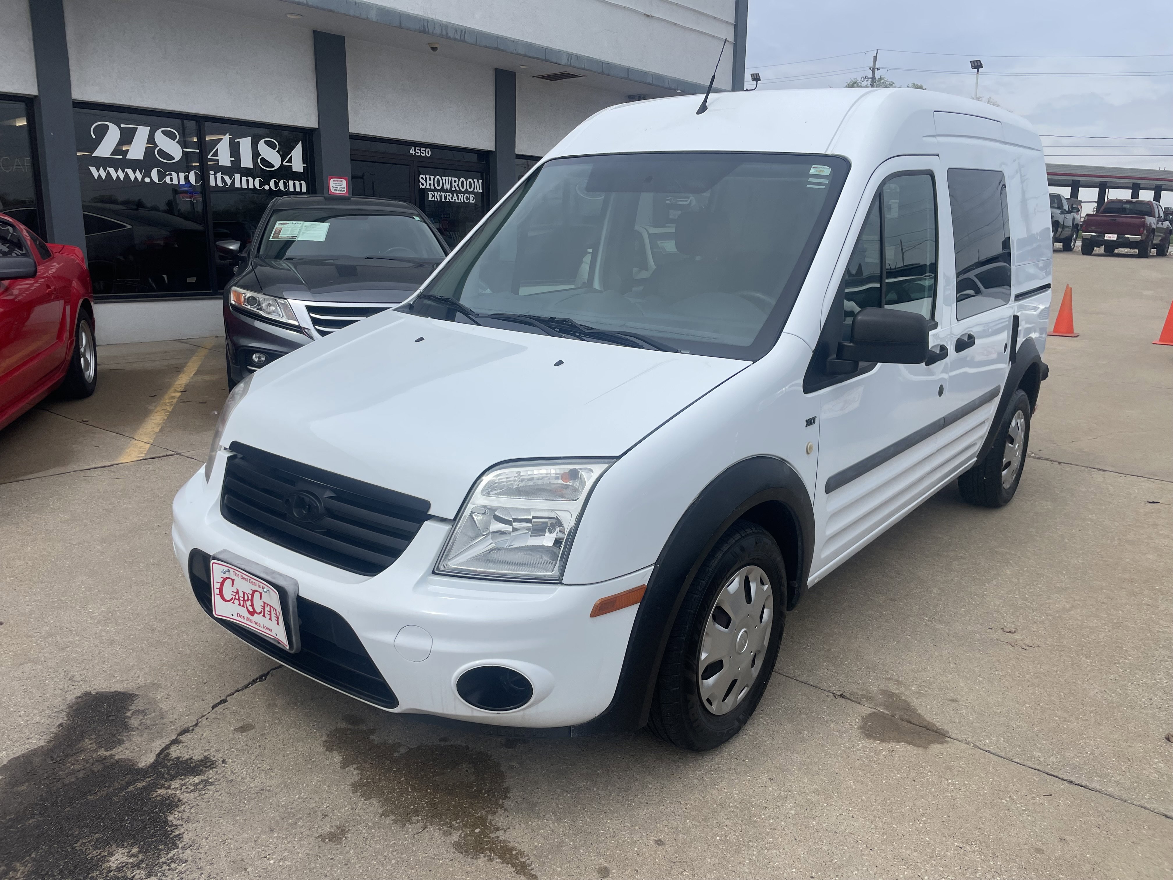 Used 2010 Ford Transit Connect XLT