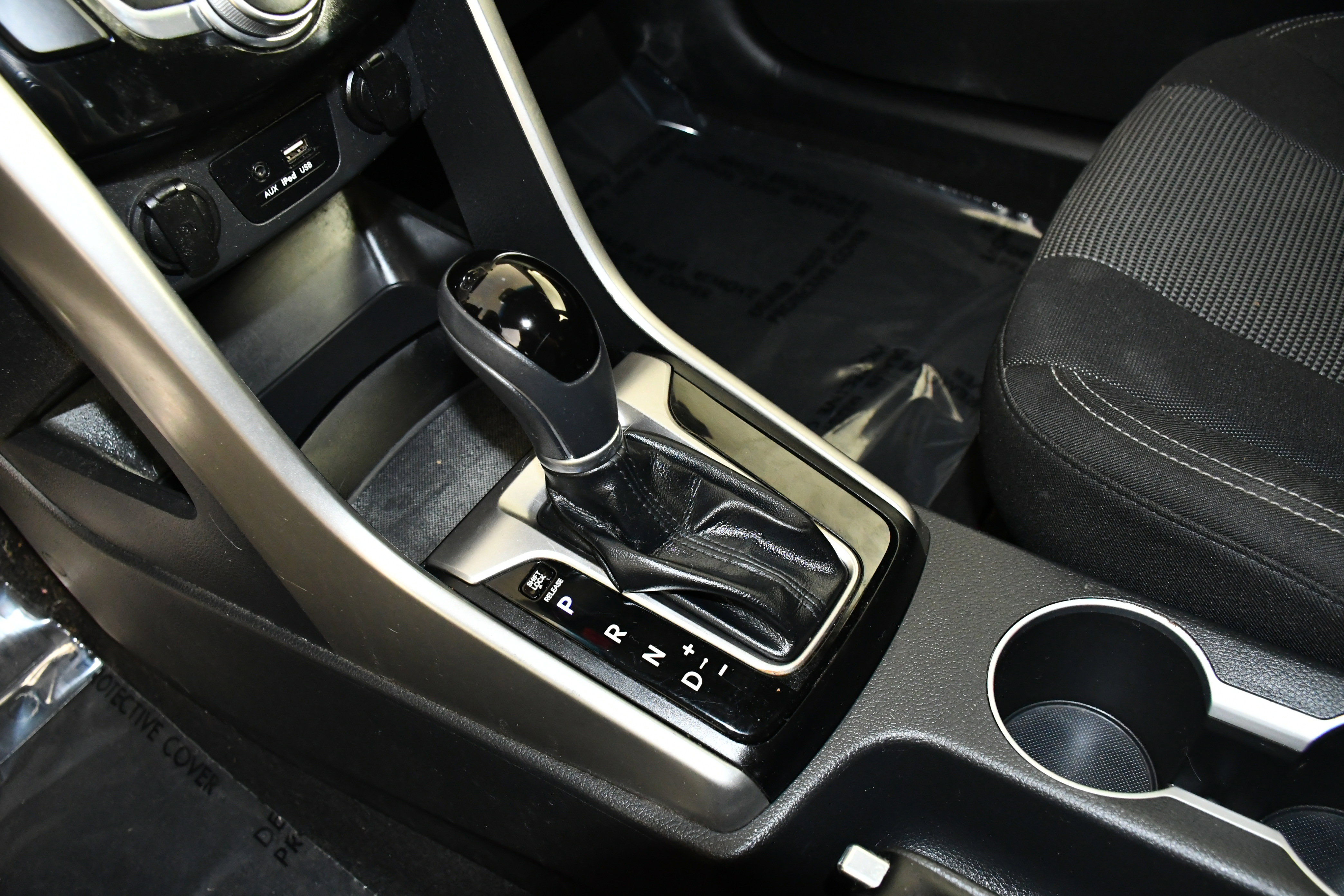 Used 2017 Hyundai Elantra GT image 27