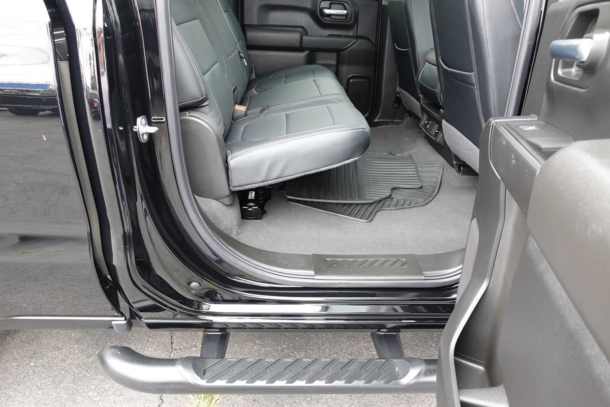 Used 2024 Chevrolet Silverado 1500 Custom AWD/4WD image 29