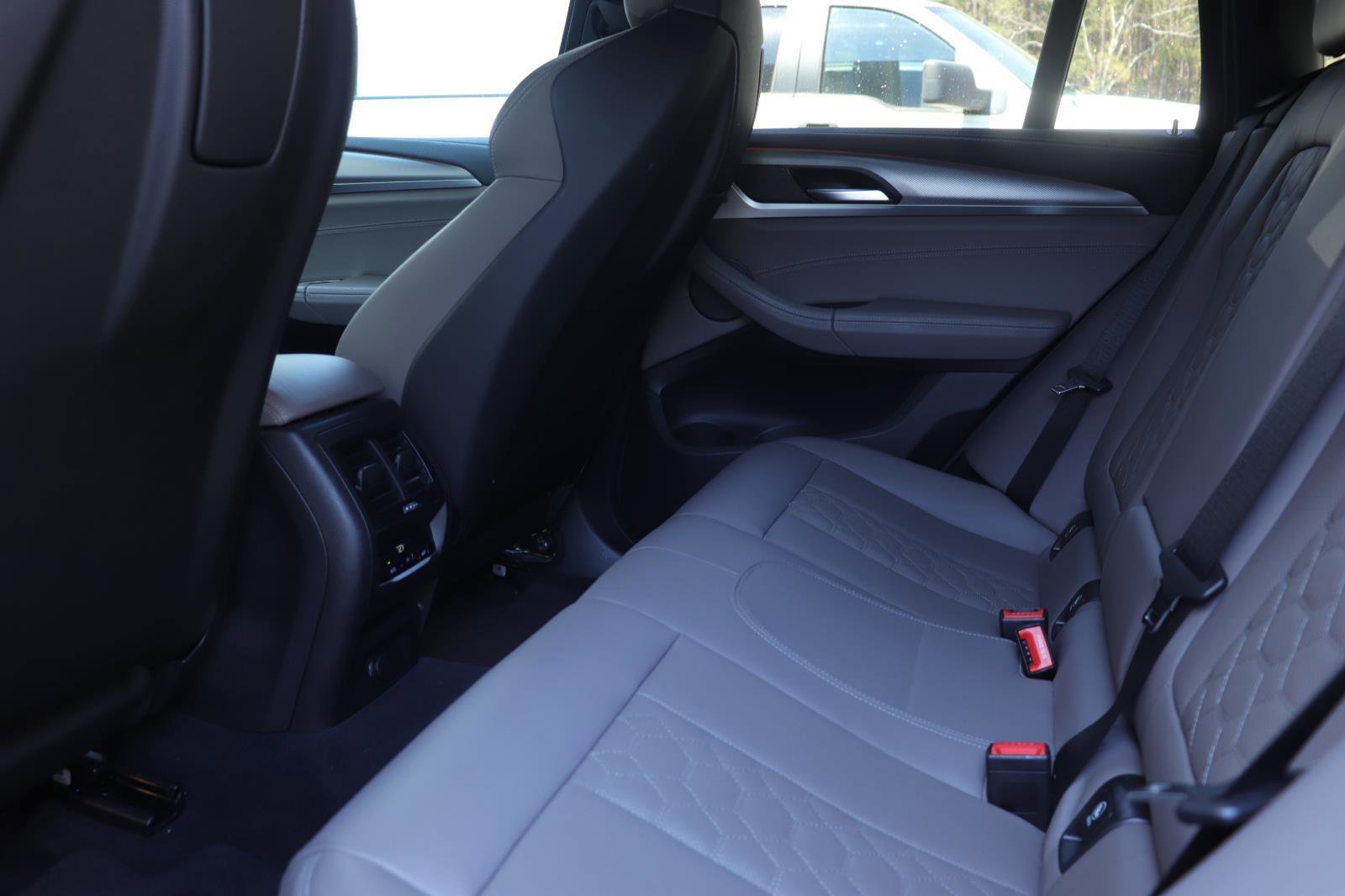 Used 2020 BMW X4 M image 11