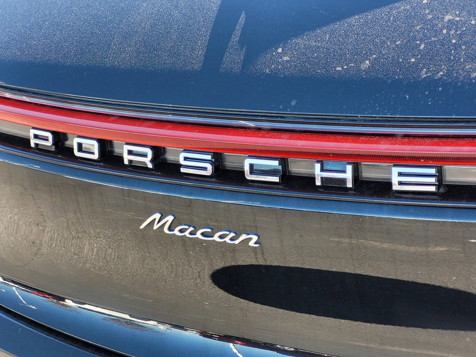 Used 2024 Porsche Macan image 27