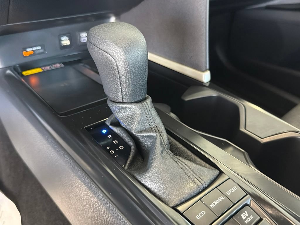Certified 2026 Toyota Camry LE FWD image 28