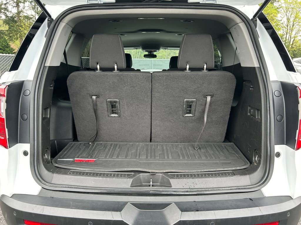 Used 2022 GMC Acadia SLE FWD image 22