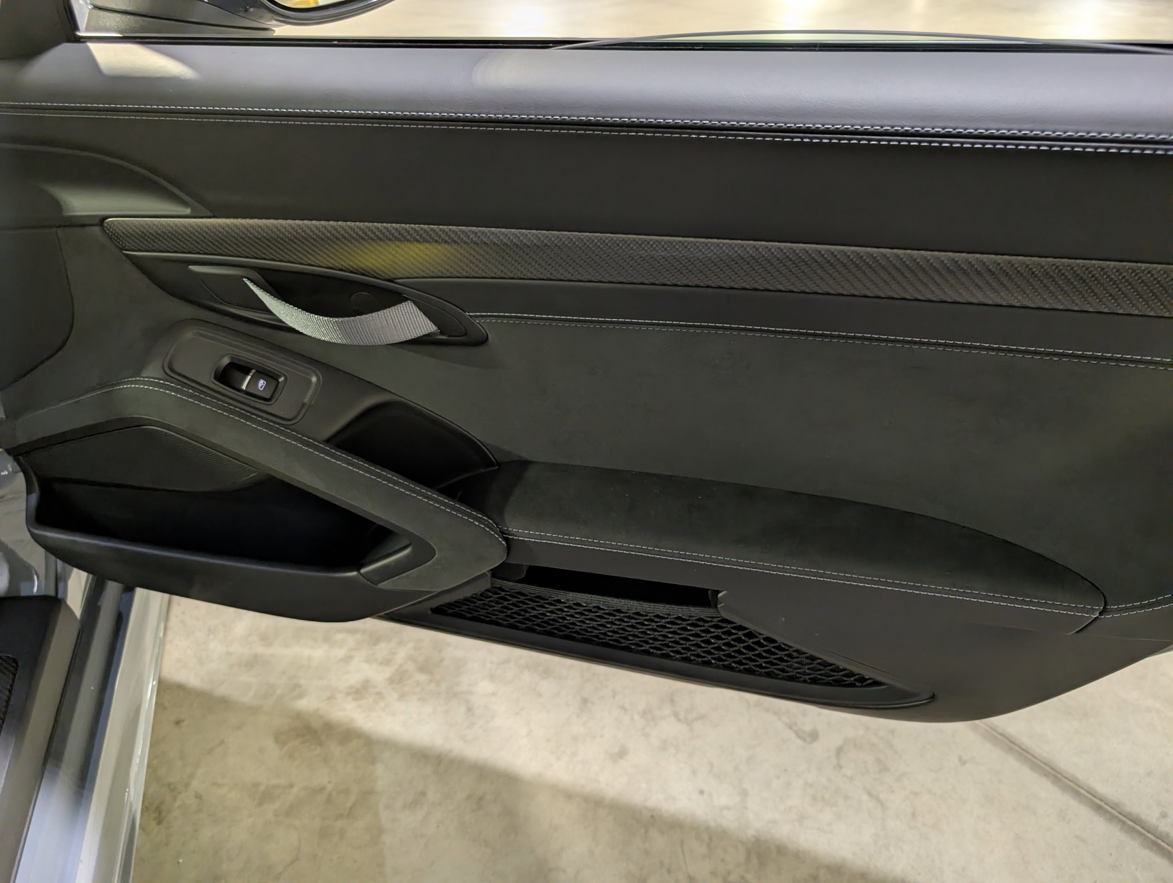 Used 2023 Porsche 718 Cayman GT4 RS image 35