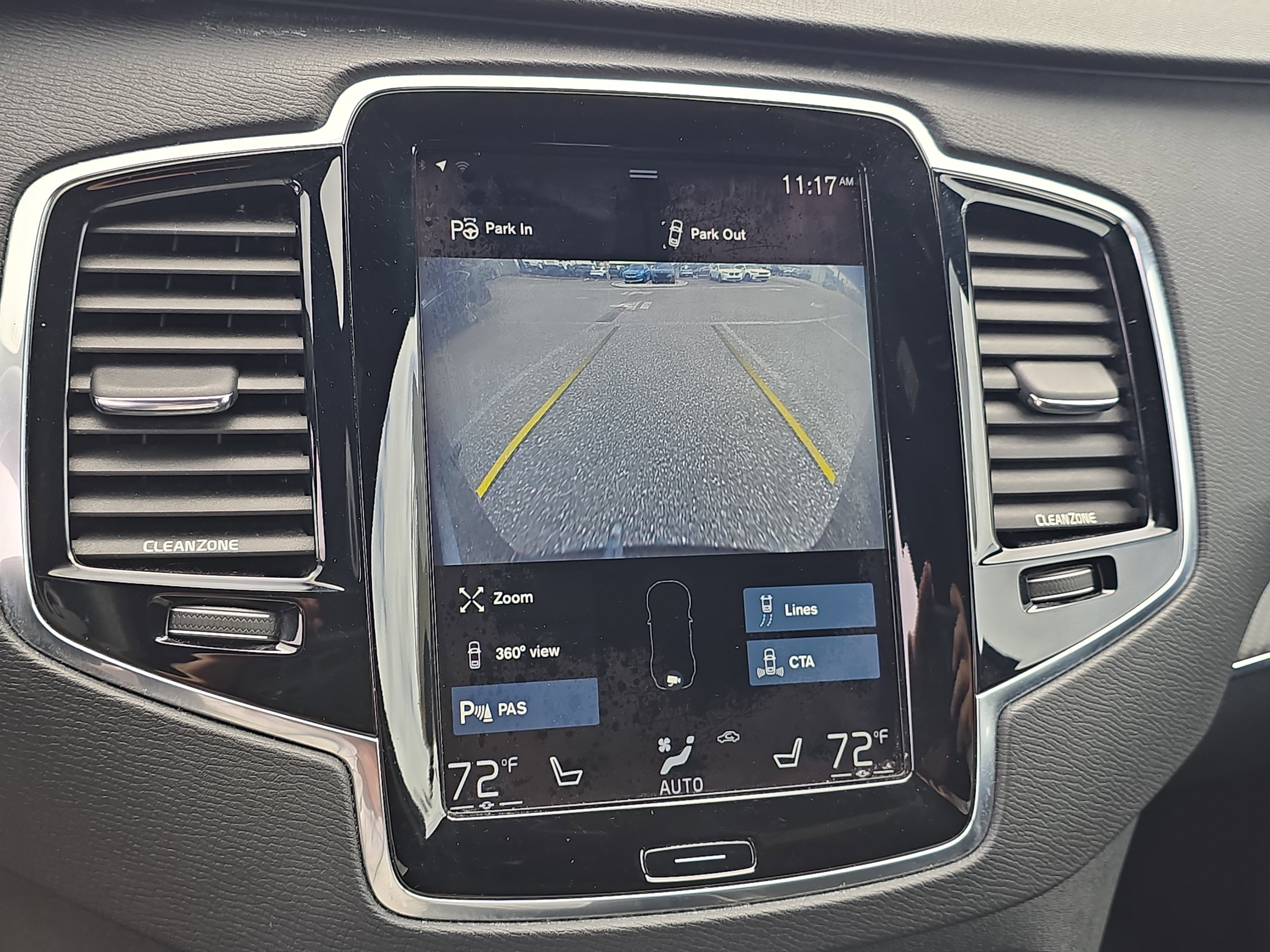 Used 2016 Volvo XC90 T8 R-Design w/ Vision Package image 25