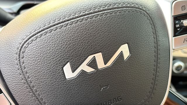 Used 2024 Kia Telluride S w/ S Sunroof Package FWD image 16