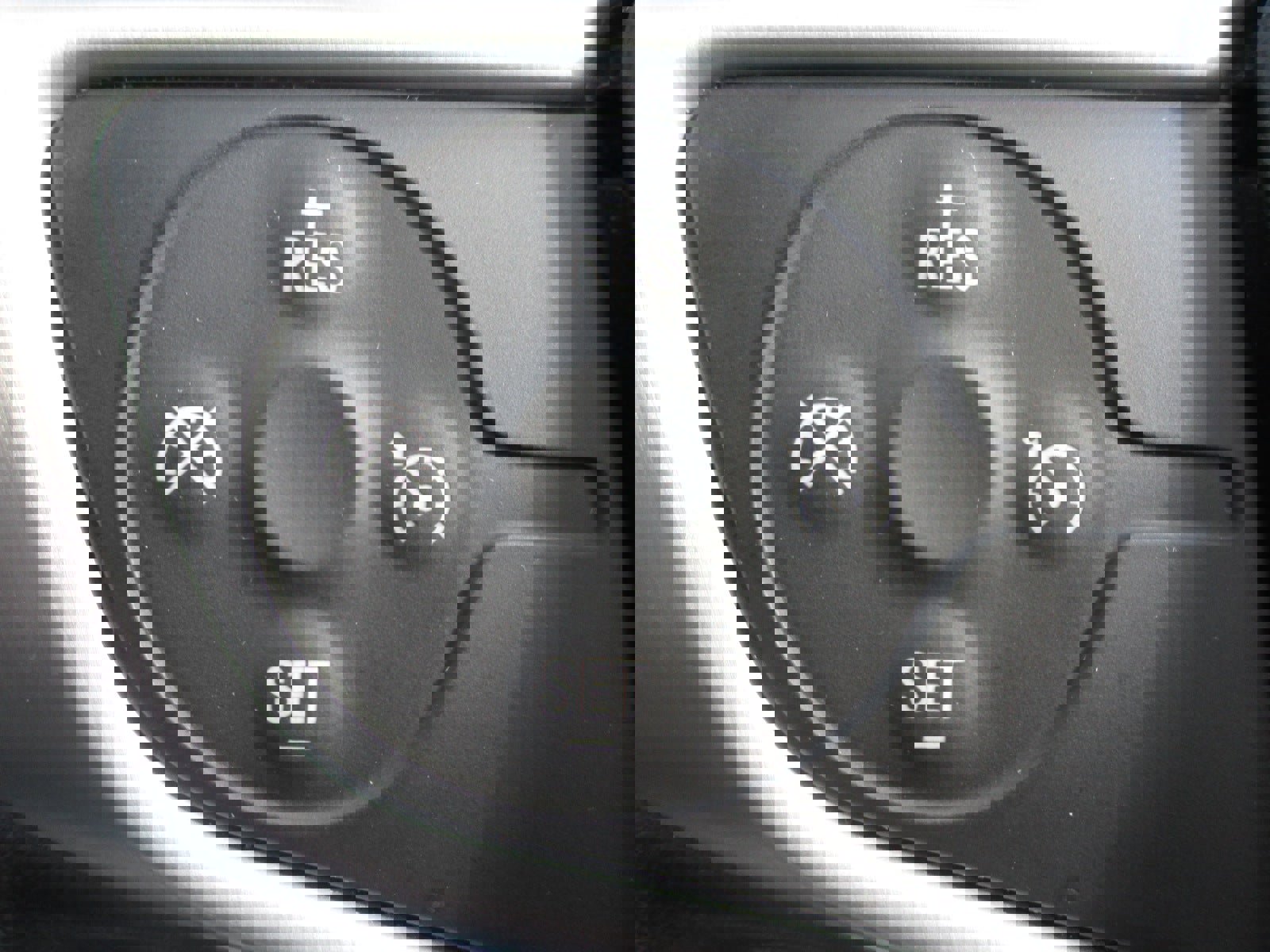 Used 2018 GMC Acadia SLT image 16